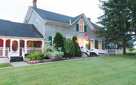 The Waring House Hotel Picton 3* Canada